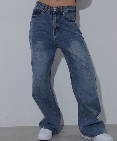 FIG&VIPER（フィグアンドバイパー）の「ルーズカットオフストレートデニム（デニムパンツ・レディース・ライトブルー/ブルー・S/M/L）」の11枚目の写真