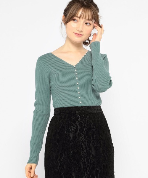 MISCH MASCH（ミッシュマッシュ）の「前立てパール風リブニット（ニット/セーター・レディース・ラベンダー/ブラック/グレー/ホワイト/グリーン・MEDIUM）」の4枚目の写真
