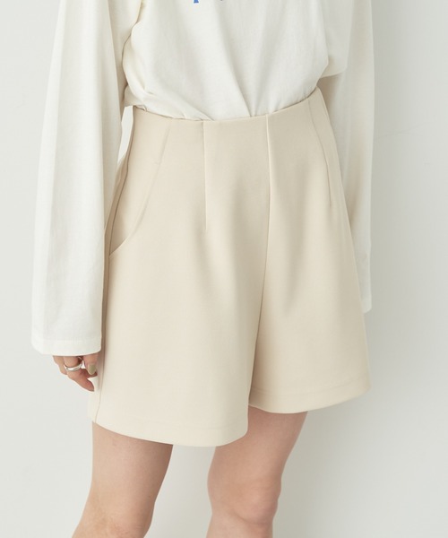 earth music&ecology（アースミュージックアンドエコロジー）の「カットツイルショートパンツ（その他パンツ・レディース・グレイッシュブルー/ブラック/ライトベージュ・S/M）」の3枚目の写真