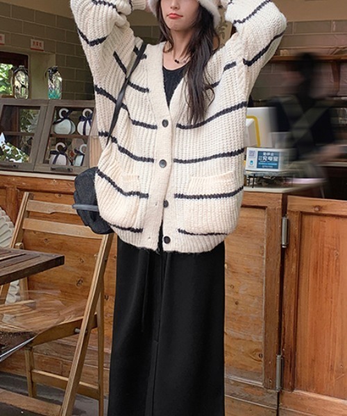 Vipoa（ヴィポア）の「オーバーサイズ配色ストライプニット