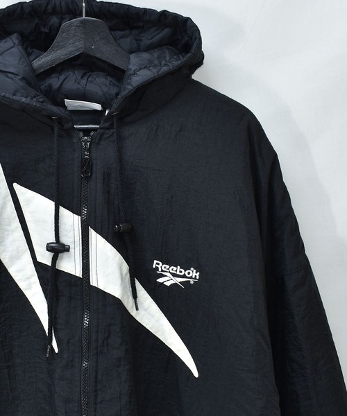 Reebok(リーボック)の「【ヴィンテージ古着】90's Reebok / リーボック ロゴ 中綿入り フルジップ ナイロンジャケット(ナイロンジャケット・メンズ・ブラック・LARGE)」の2枚目の写真