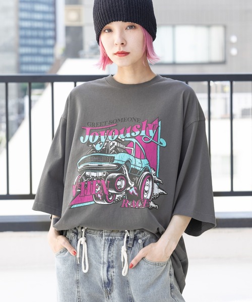 PBLIM（ページボーイリム）の「PAGEBOYLIM/オートモービルルーズT（Tシャツ/カットソー・レディース・グリーン/チャコールグレー/オフホワイト/ブラウン/ネイビー/ブラック・MEDIUM/LARGE）」の4枚目の写真