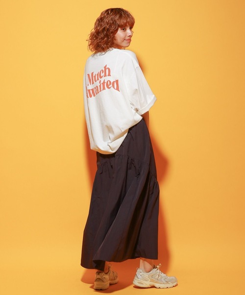 PBLIM（ページボーイリム）の「PAGEBOYLIM/オートモービルルーズT（Tシャツ/カットソー・レディース・グリーン/チャコールグレー/オフホワイト/ブラウン/ネイビー/ブラック・MEDIUM/LARGE）」の17枚目の写真