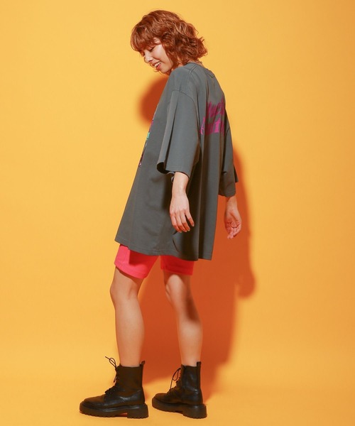 PBLIM（ページボーイリム）の「PAGEBOYLIM/オートモービルルーズT（Tシャツ/カットソー・レディース・グリーン/チャコールグレー/オフホワイト/ブラウン/ネイビー/ブラック・MEDIUM/LARGE）」の7枚目の写真