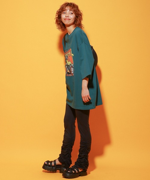 PBLIM（ページボーイリム）の「PAGEBOYLIM/オートモービルルーズT（Tシャツ/カットソー・レディース・グリーン/チャコールグレー/オフホワイト/ブラウン/ネイビー/ブラック・MEDIUM/LARGE）」の13枚目の写真