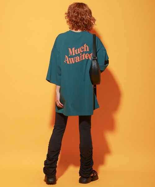 PBLIM（ページボーイリム）の「PAGEBOYLIM/オートモービルルーズT（Tシャツ/カットソー・レディース・グリーン/チャコールグレー/オフホワイト/ブラウン/ネイビー/ブラック・MEDIUM/LARGE）」の12枚目の写真