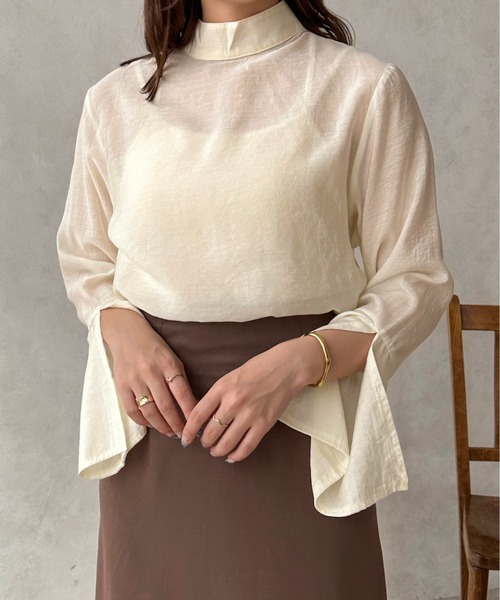 apres jour clair（アプレジュールクレア）の「【apres jour clair】シアーフレアスリーブブラウス【ZOZOTOWN限定アイテム】（シャツ/ブラウス・レディース・ブラウン系その他/アイボリー/ベージュ・X-LARGE/フリー）」の4枚目の写真