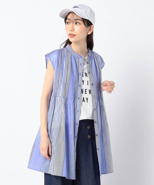 Grand PARK(グランドパーク)の「ピンタック入り ノースリーブチュニック(シャツ/ブラウス・レディース・ホワイト/ネイビー/その他・FREE)」の3枚目の写真