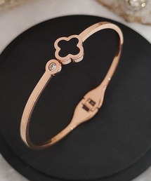 クローバーバングル