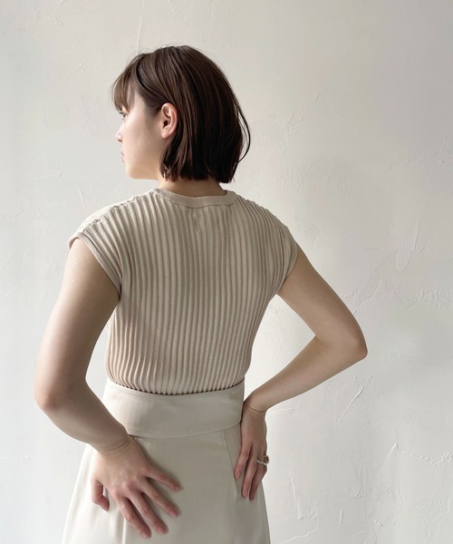 CLEIO（クレイオ）の「【CLEIO】二重臼フレンチスリーブニット（ニット/セーター・レディース・ライトグリーン/テラコッタ/アイボリー・FREE）」の9枚目の写真