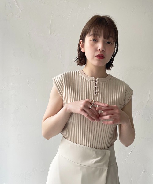 CLEIO（クレイオ）の「【CLEIO】二重臼フレンチスリーブニット（ニット/セーター・レディース・ライトグリーン/テラコッタ/アイボリー・FREE）」の5枚目の写真