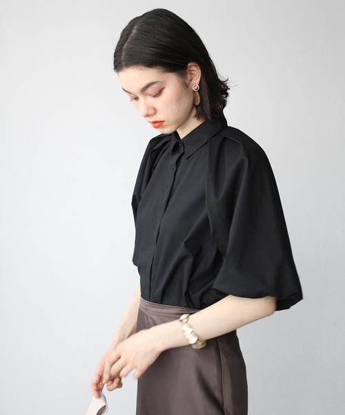GeeRA(ジーラ)の「バルーンスリーブシャツブラウス(シャツ/ブラウス・レディース・ブラック/オフホワイト・MEDIUM/LARGE)」の15枚目の写真