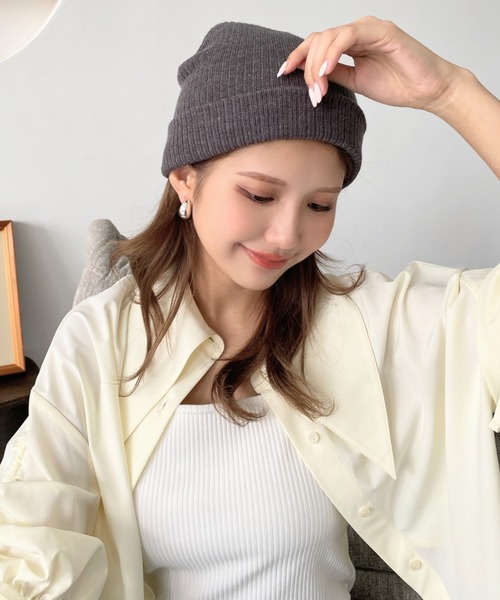 moment+(モーメントプラス)の「【累計販売枚数1万枚突破!】リブ編みニット帽(ニットキャップ/ビーニー・レディース・チャコールグレー/ブラック/カーキ/オレンジ/アイボリー/ボルドー/グレイッシュベージュ・FREE)」の9枚目の写真