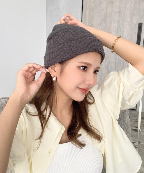 moment+(モーメントプラス)の「【累計販売枚数1万枚突破!】リブ編みニット帽(ニットキャップ/ビーニー・レディース・チャコールグレー/ブラック/カーキ/オレンジ/アイボリー/ボルドー/グレイッシュベージュ・FREE)」の10枚目の写真