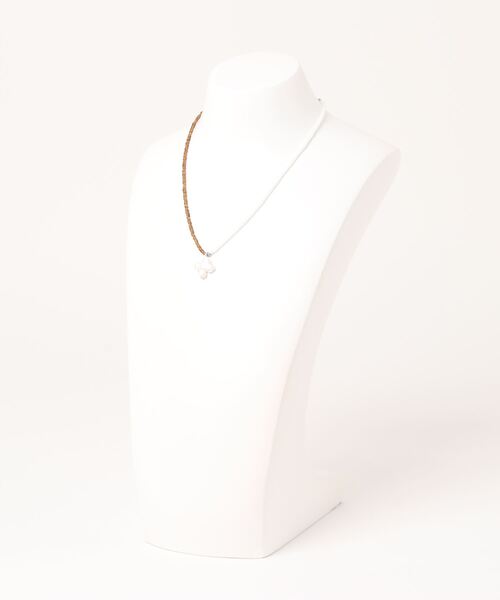 MOUSSY（マウジー）の「BEADS CROSS F/PEARL ネックレス（ネックレス・レディース・ブルー/ブラウン・FREE）」の7枚目の写真