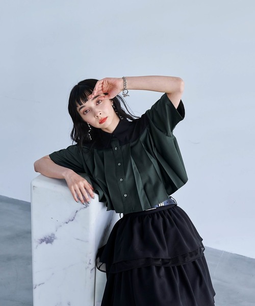 HARE（ハレ）の「プリーツショートシャツ(HARE)（シャツ/ブラウス・レディース・グリーン/ブラック/ホワイト・FREE）」の10枚目の写真