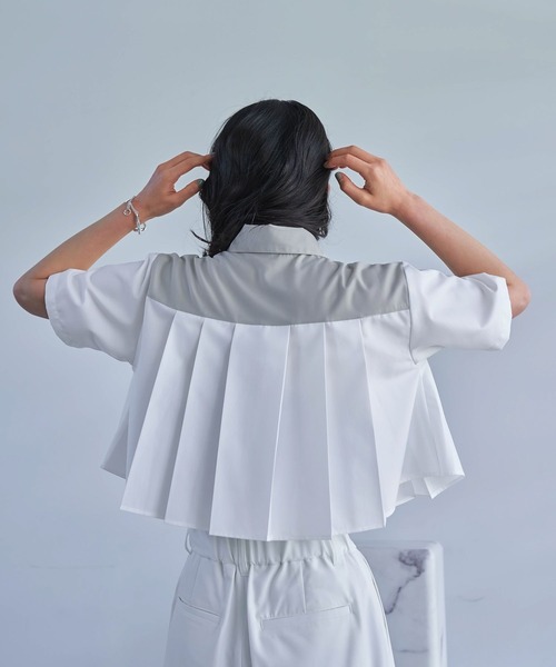 HARE（ハレ）の「プリーツショートシャツ(HARE)（シャツ/ブラウス・レディース・グリーン/ブラック/ホワイト・FREE）」の13枚目の写真