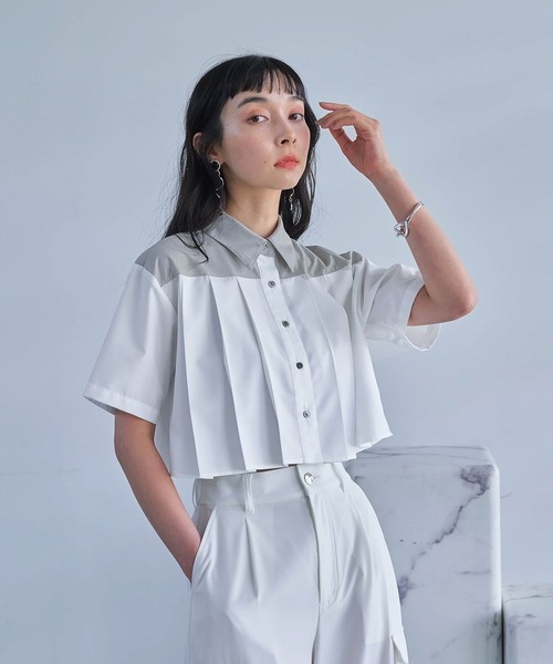 HARE（ハレ）の「プリーツショートシャツ(HARE)（シャツ/ブラウス・レディース・グリーン/ブラック/ホワイト・FREE）」の15枚目の写真