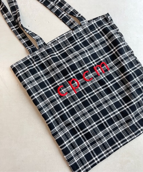 CPCM（シーピーシーエム）の「23AWカラーロゴトート（トートバッグ・レディース・グリーン/イエロー/オレンジ/アイボリー/ブラック・FREE）」の9枚目の写真