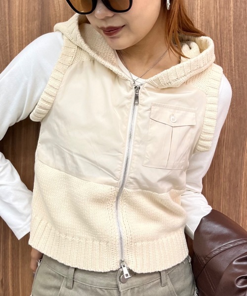 SHAGGIE（シャギー）の「フード付きダブルファスナーニット