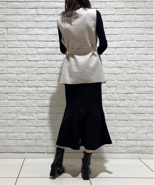 NOMAE(ノーマエ)の「ニットセット Vネックベスト(ベスト・レディース・ブラウン/グレー/ホワイト系その他/ブラック系その他/ブラック・FREE)」の20枚目の写真