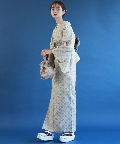 utatane（ウタタネ）の「洗える着物 袷 しろつるばみの