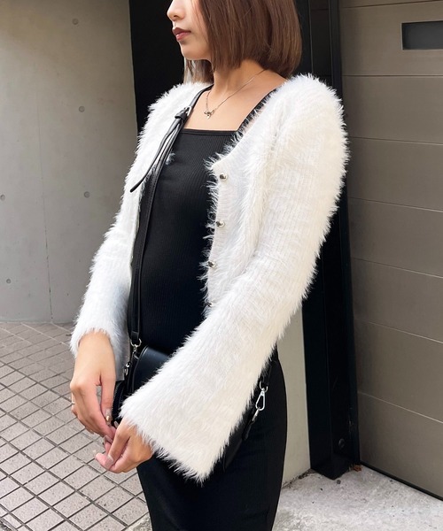 SPIRALGIRL(スパイラルガール)の「シャギーカーデニットトップス(ニット/セーター・レディース・ホワイト/ブラック/グリーン・FREE)」の8枚目の写真