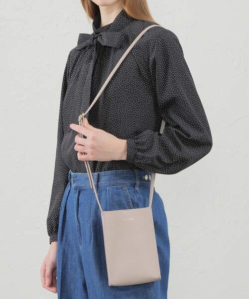 MACKINTOSH PHILOSOPHY（ﾏｯｷﾝﾄｯｼｭ ﾌｨﾛｿﾌｨｰ）の「スマホショルダーポーチ（ショルダーバッグ・レディース・ブラック/ブルー系その他3/ライトブルー/ベージュ・FREE）」の10枚目の写真