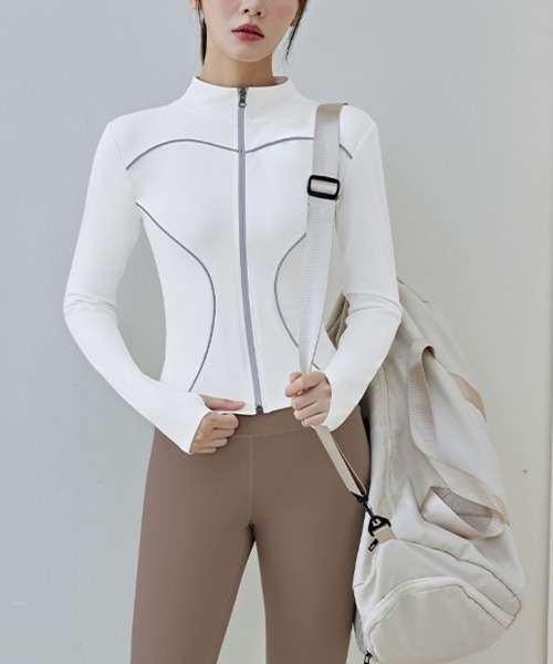 SAISON DE PAPILLON（セゾンドパピヨン）の「あたっか裏起毛ラッシュガードパーカー（パーカー・レディース・ホワイト/ブラック/グレー・M/L/XL）」の9枚目の写真