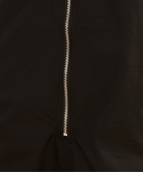 ANGIE（アンジー）の「フロントジップミリタリージャンパースカート（ジャンパースカート・レディース・ブラック/カーキ・FREE）」の9枚目の写真