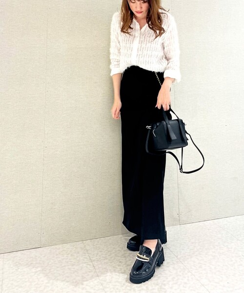 ESPERANZA(エスペランサ)の「チェーン&パール調モチーフローファー 24SS(パンプス・レディース・ブラック系1/アイボリー系2/こしょう色系2・22.0cm/22.5cm/23.0cm/23.5cm/24.0cm/24.5cm/25.0cm)」の15枚目の写真