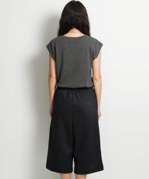 AMERICAN RAG CIE（アメリカンラグシー）の「AMERICAN RAG CIEアンゴラMIXニットジャージー×カルゼコンビネゾン/218-MUM-MN152K31（サロペット/オーバーオール・レディース・ブラック/ネイビー・FREE）」の5枚目の写真