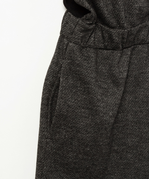 AMERICAN RAG CIE（アメリカンラグシー）の「AMERICAN RAG CIEアンゴラMIXニットジャージー×カルゼコンビネゾン/218-MUM-MN152K31（サロペット/オーバーオール・レディース・ブラック/ネイビー・FREE）」の18枚目の写真
