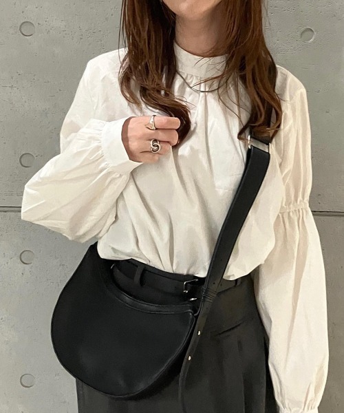 H.TOKYO(エイチトウキョウ)の「H.TOKYO × mimi / スタンドネック ギャザーブラウス(シャツ/ブラウス・レディース・ブラック/グリーン/ホワイト・FREE)」の8枚目の写真