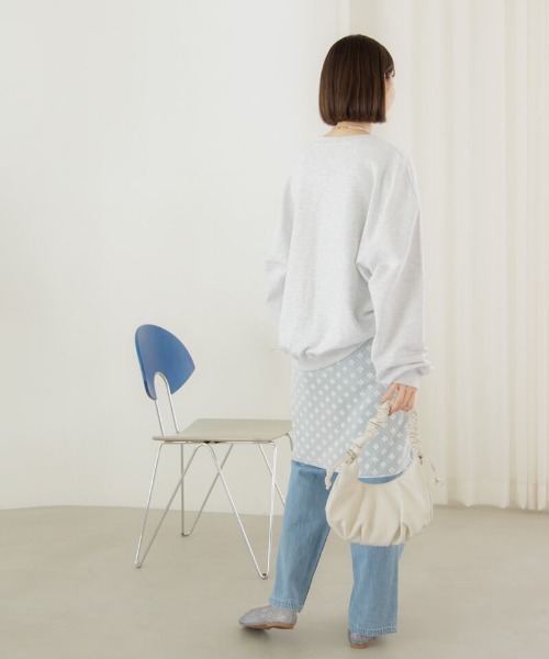 flower(フラワー)の「ルーズエンブロイダリースウェット(スウェット・レディース・グレー/ブルー・FREE)」の13枚目の写真