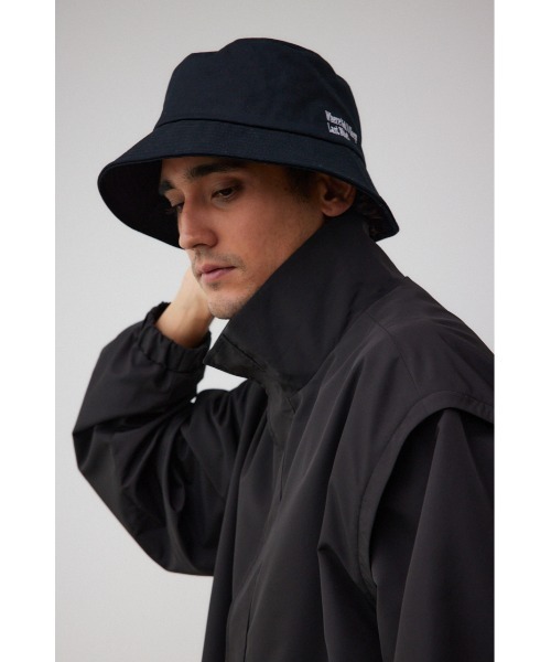 AZUL by moussy(アズールバイマウジー)の「ロゴ刺繍バケットハット(ハット・メンズ・オフホワイト/ブラック/ライトブルー・FREE)」の10枚目の写真