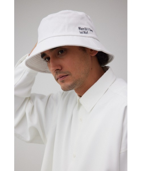 AZUL by moussy(アズールバイマウジー)の「ロゴ刺繍バケットハット(ハット・メンズ・オフホワイト/ブラック/ライトブルー・FREE)」の4枚目の写真