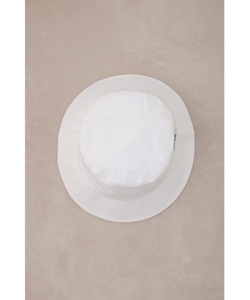 AZUL by moussy(アズールバイマウジー)の「ロゴ刺繍バケットハット(ハット・メンズ・オフホワイト/ブラック/ライトブルー・FREE)」の7枚目の写真