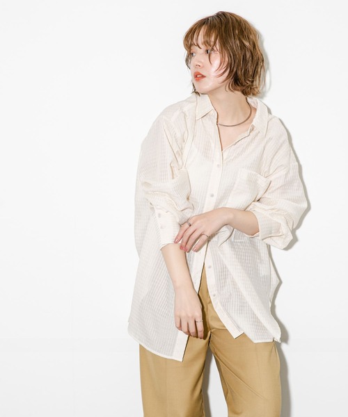 KBF（ケイビーエフ）の「2WAYシアーストライプシャツ（シャツ/ブラウス・レディース・ライトブルー/アイボリー/グリーン系その他・ONE）」の9枚目の写真