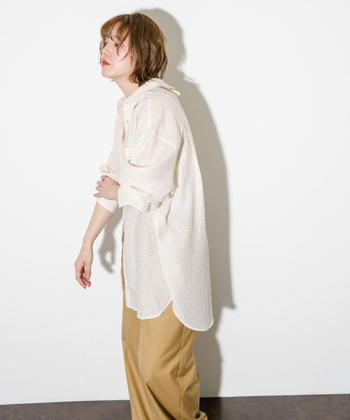 KBF（ケイビーエフ）の「2WAYシアーストライプシャツ（シャツ/ブラウス・レディース・ライトブルー/アイボリー/グリーン系その他・ONE）」の13枚目の写真