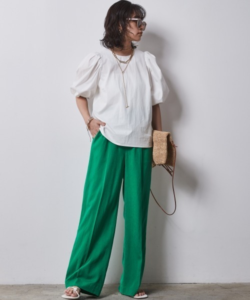 CHIC STYLE(シックスタイル)の「<大きいサイズ>ボリュームパフスリーブブラウス シックスタイル(シャツ/ブラウス・レディース・オフホワイト/ブラック・5L/4L/3L/LL/L)」の8枚目の写真