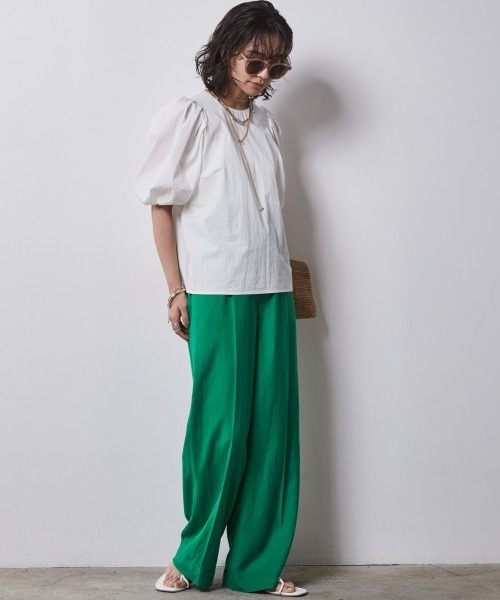 CHIC STYLE(シックスタイル)の「<大きいサイズ>ボリュームパフスリーブブラウス シックスタイル(シャツ/ブラウス・レディース・オフホワイト/ブラック・5L/4L/3L/LL/L)」の10枚目の写真