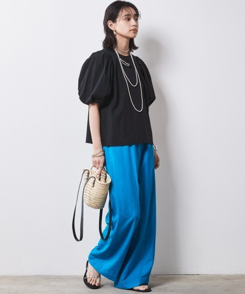 CHIC STYLE(シックスタイル)の「<大きいサイズ>ボリュームパフスリーブブラウス シックスタイル(シャツ/ブラウス・レディース・オフホワイト/ブラック・5L/4L/3L/LL/L)」の6枚目の写真