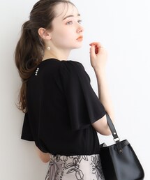 ◆【接触冷感/UV/洗える】バックパール調デザイン 袖フレアニット