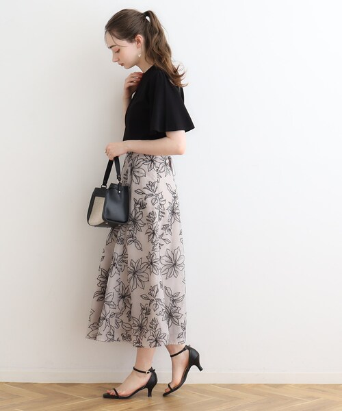 couture brooch（クチュールブローチ）の「◆【接触冷感/UV/洗える】バックパール調デザイン 袖フレアニット（ニット/セーター・レディース・パープル/アイボリー/ブラック/ベビーピンク・38/42）」の16枚目の写真