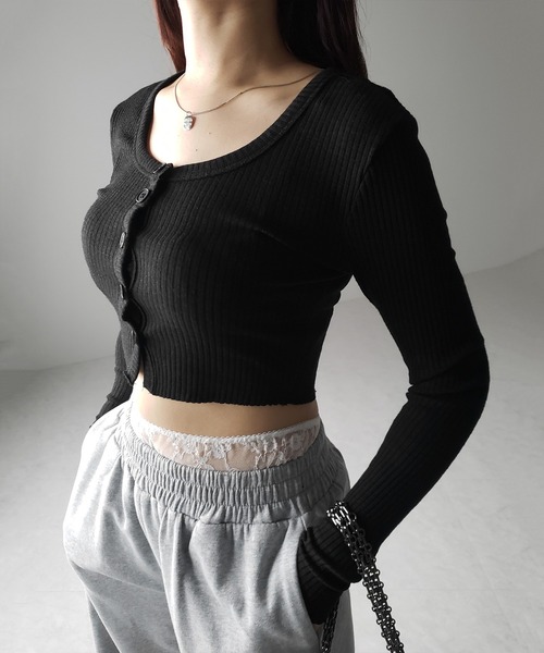 me+em select(ミームセレクト)の「【 3color 】フロントボタンショートタイトリブカットソーカーディガン / front button short tight lib cutsew cardigan(カーディガン/ボレロ・レディース・ブラック/ブルー/ホワイト・FREE)」の18枚目の写真