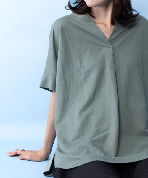 NAVY（ネイビー）の「NAVY サラリ冷感 制菌加工 シャツ見えスキッパーTシャツ（Tシャツ/カットソー・レディース・チャコールグレー/パープル/グリーン系その他/ライトベージュ/オフホワイト・M/L/S/XL）」の20枚目の写真