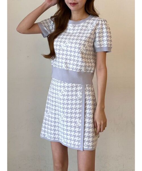 CALNAMUR(カルナムール)の「千鳥柄ショートスリーブニット(ニット/セーター・レディース・ベージュ/ブラック/ライトブルー・FREE)」の7枚目の写真