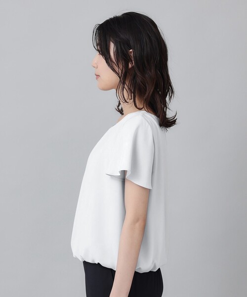 UNTITLED(アンタイトル)の「【インナー付/通勤】フレアスリーブ半袖ブラウス(シャツ/ブラウス・レディース・オフホワイト・01/02/03/04/44)」の7枚目の写真