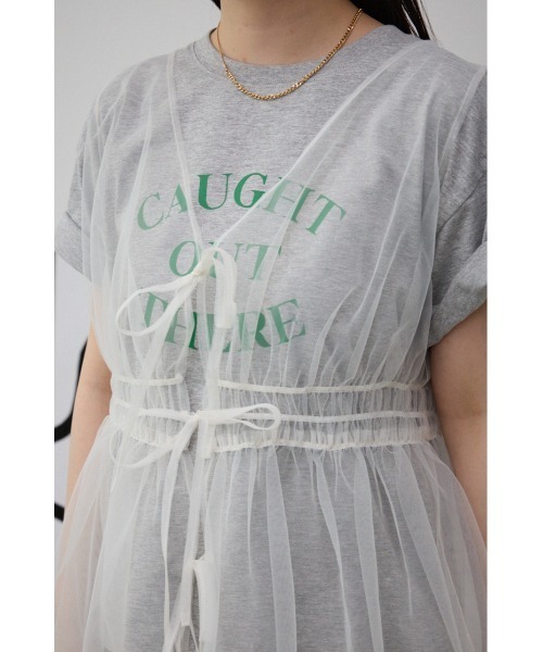 AZUL by moussy（アズールバイマウジー）の「チュールギャザージレトップス（ベスト・レディース・ブラック/オフホワイト・FREE）」の9枚目の写真